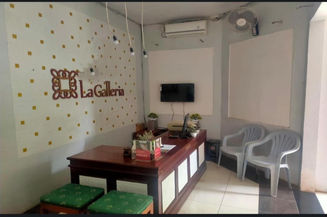 Oyo 91179 Hotel Lagalleria Sumenep Dış mekan fotoğraf