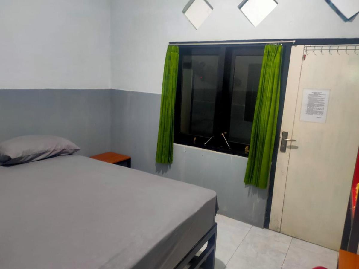 Oyo 91179 Hotel Lagalleria Sumenep Dış mekan fotoğraf